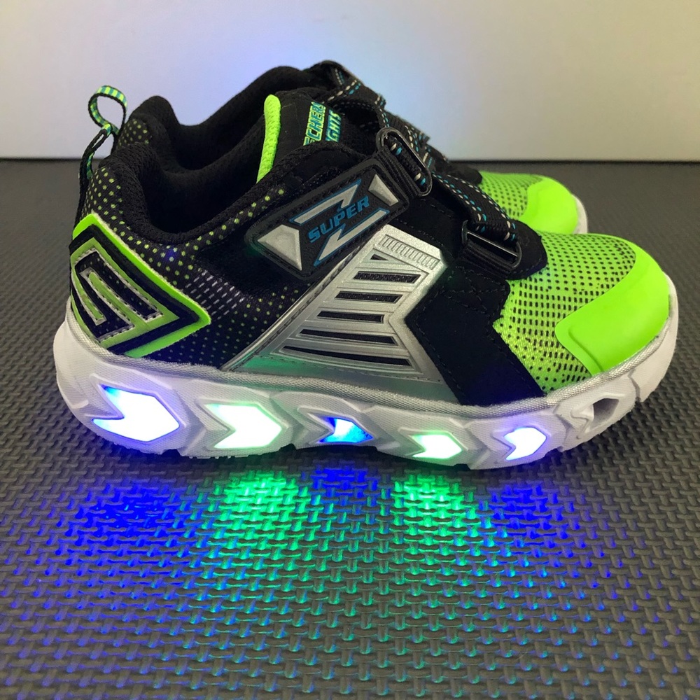 Sketcher’s S-Lights Size 9